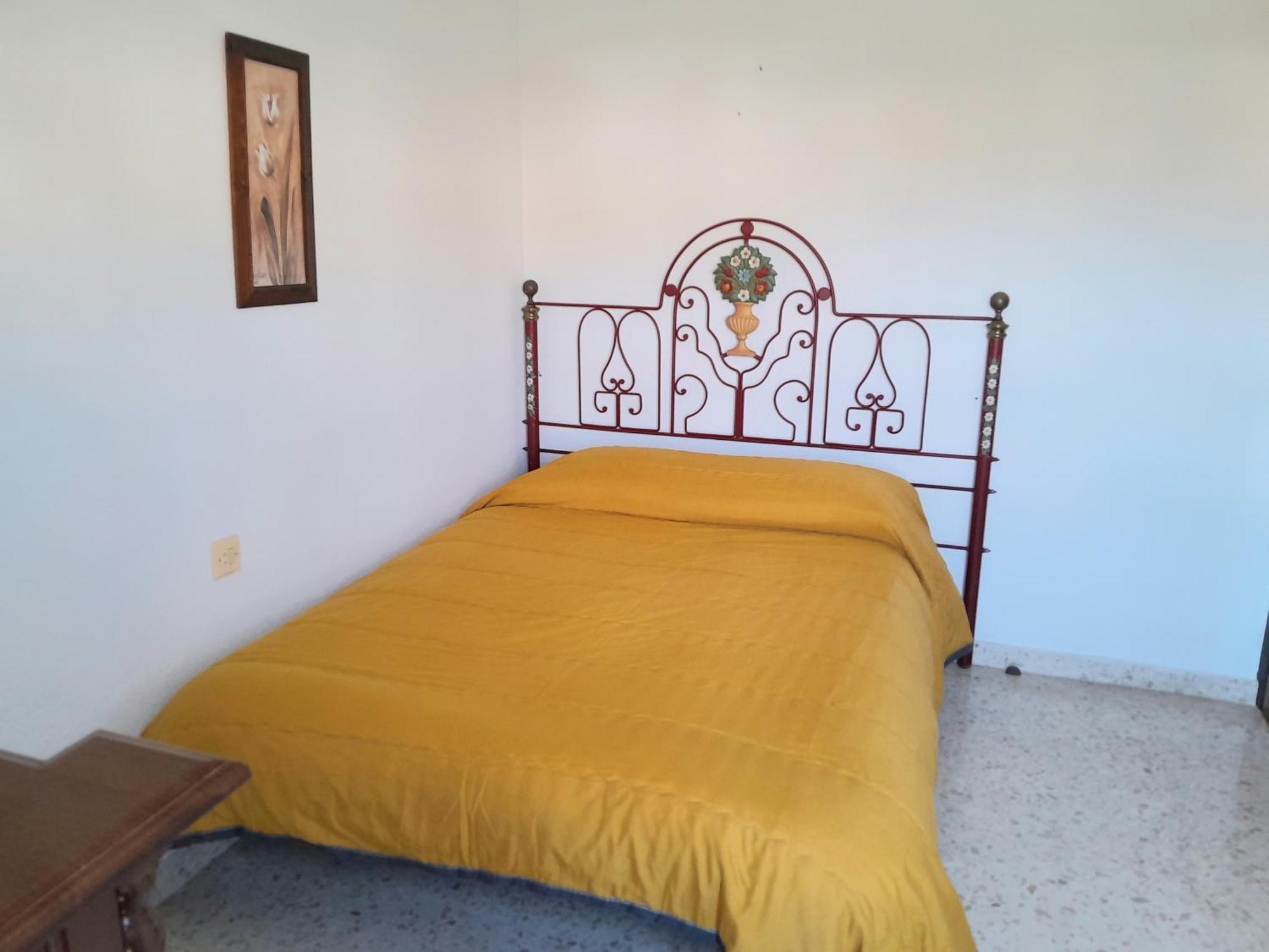 Room In Shared Apartment With Parking Almunecar Exterior photo